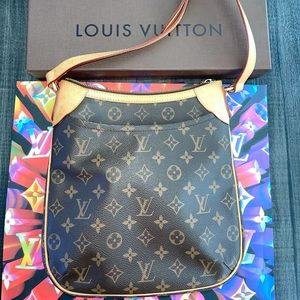 LOUIS VUITTON ODEON PM CROSS BODY SHOULDER BAG MONOGRAM M56390 CA1192 51981